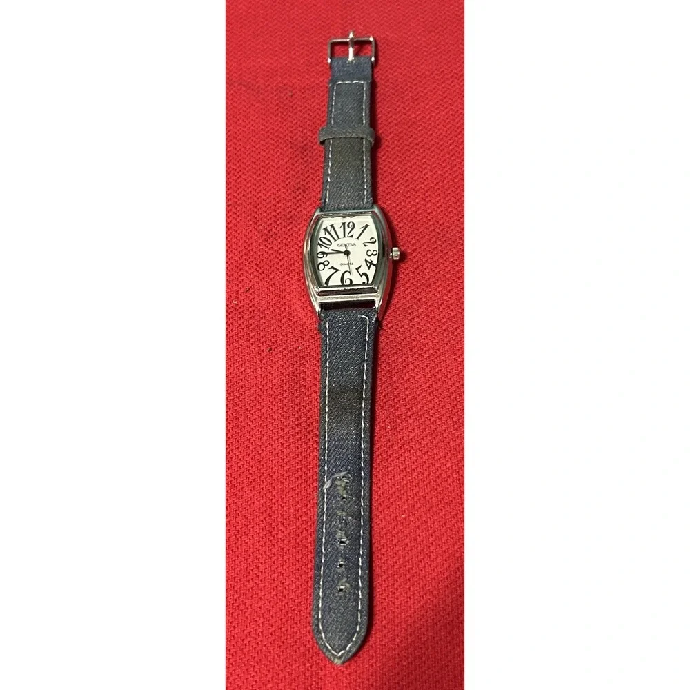 Geneva Blue Denim Women's 32mm Fashion Watch New Battery